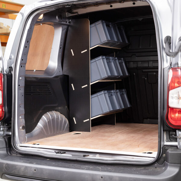 Fiat Doblo L1 2022+ Panneau Phénolique Étagère côté conducteur pour fourgon – Image 2