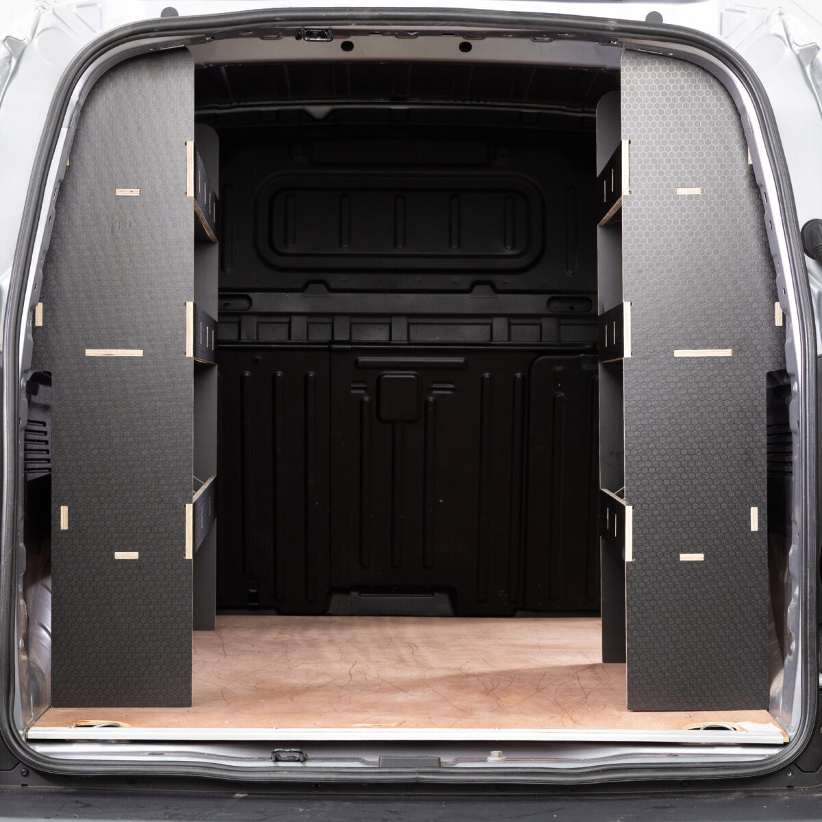 Fiat Doblo L1 2022+ Panneau Phénolique Étagères arrière doubles – Image 1