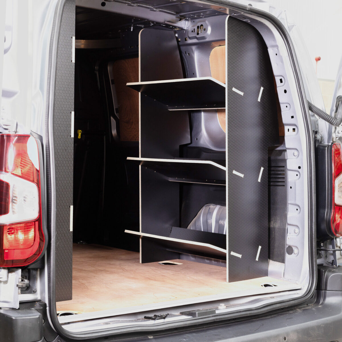 Fiat Doblo L1 2022+ Panneau Phénolique Étagères arrière doubles – Image 5