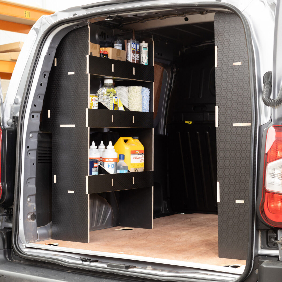 Fiat Doblo L1 2022+ Panneau Phénolique Étagère pour côté passager – Image 4