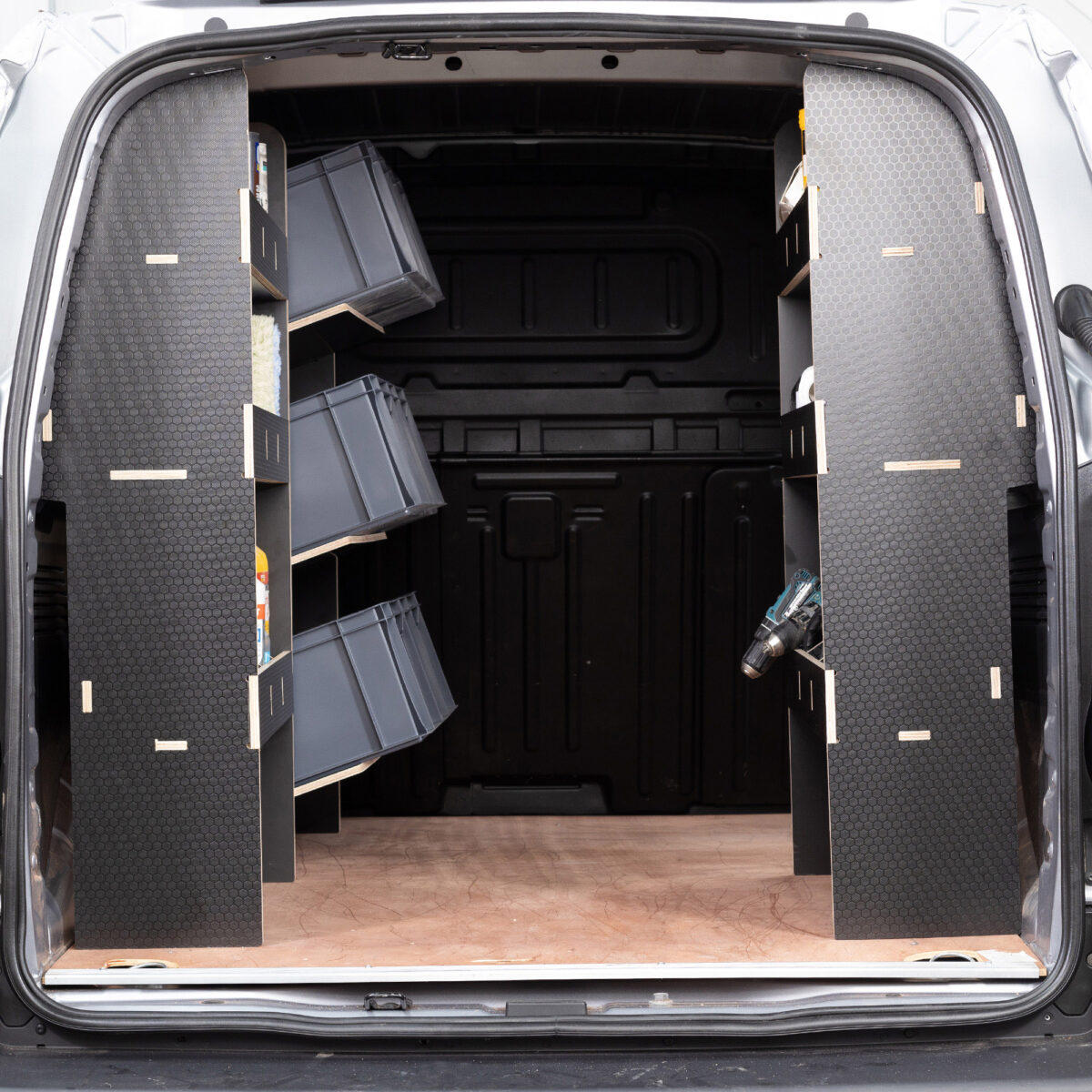 Fiat Doblo L1 2022+ Panneau Phénolique Unités de rayonnage triple – Image 1