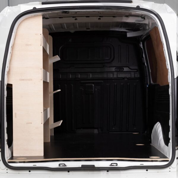 Aménagement utilitaire pour Volkswagen Caddy L2 (Maxi) 2021+ Étagères intégrales côté conducteur pour fourgon – Image 2